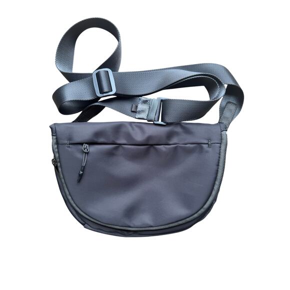 Unbranded Handbags - Gray Nylon Women's Crossbody Bag with Adjustable Strap Outdoor/ Travel / Sports